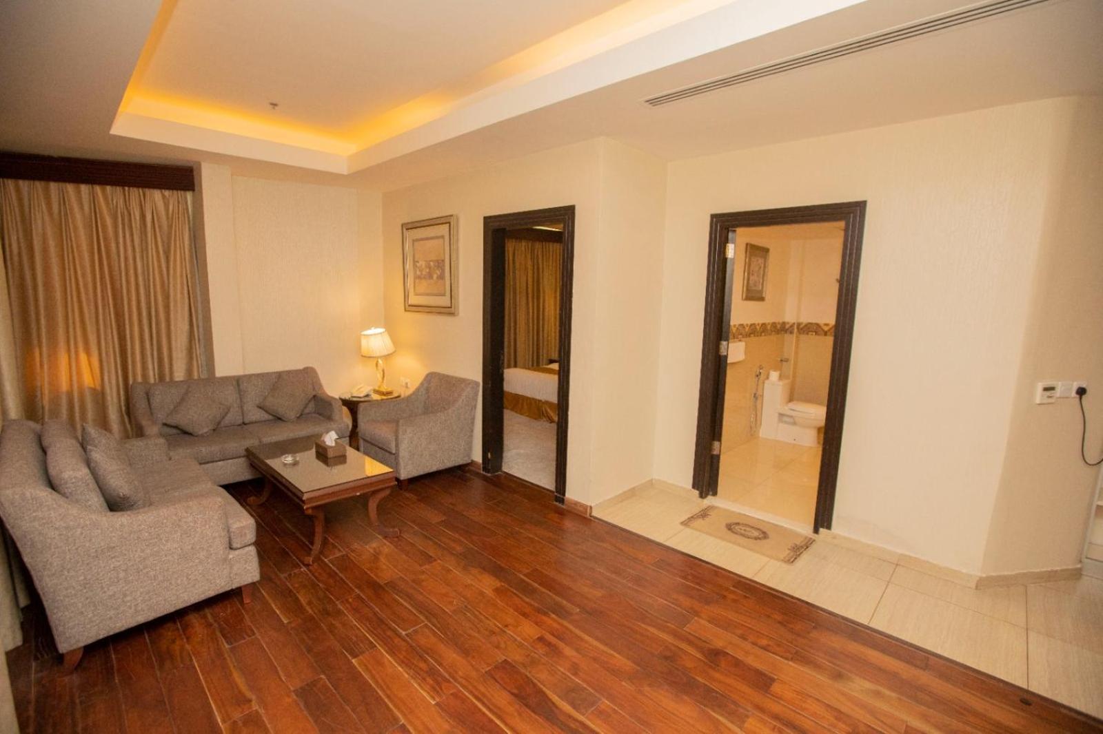 Sanam Hotel Suites - Riade Exterior foto