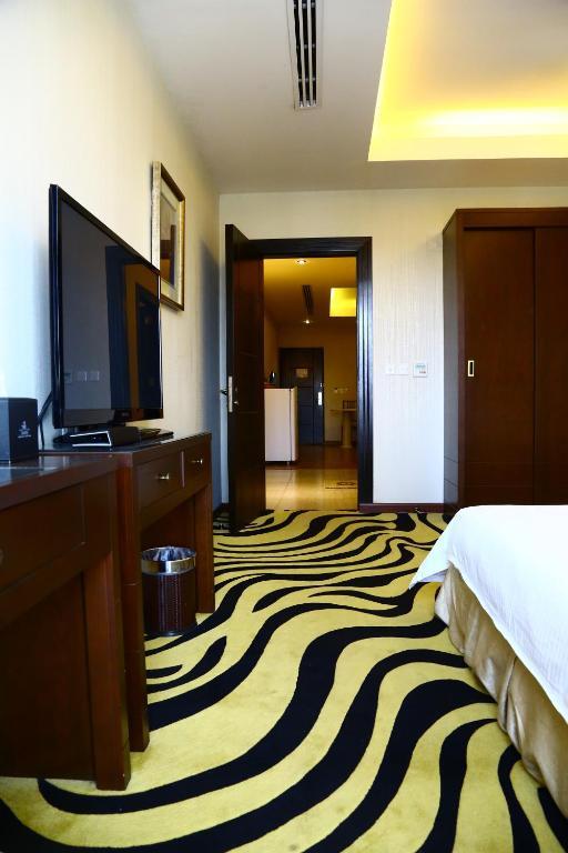 Sanam Hotel Suites - Riade Quarto foto